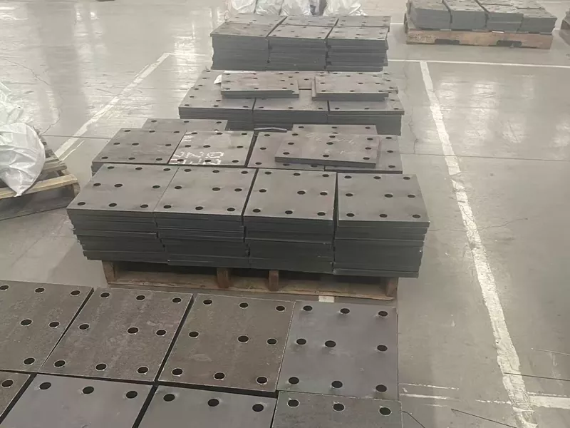 خدمات نقش قطع المعادن بالليزر